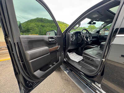 2019 GMC 1500 Crew Cab, $31990. Photo 10