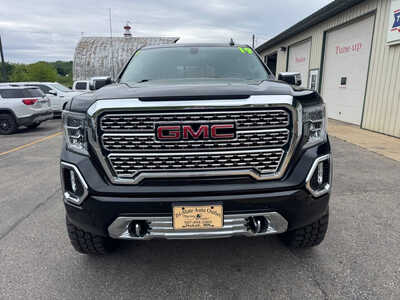 2019 GMC 1500 Crew Cab, $31990. Photo 3