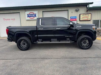 2019 GMC 1500 Crew Cab, $31990. Photo 9