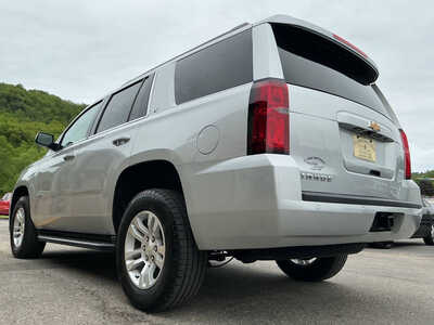 2018 Chevrolet Tahoe, $23990. Photo 11