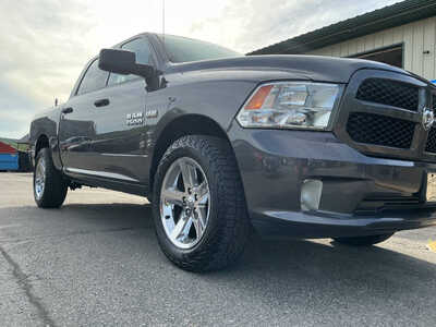 2017 RAM 1500 Crew Cab, $18990. Photo 11