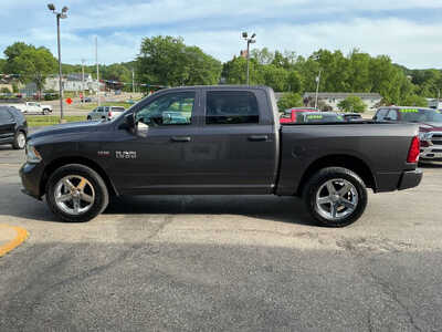 2017 RAM 1500 Crew Cab, $18990. Photo 8