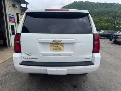 2017 Chevrolet Suburban, $22990. Photo 7
