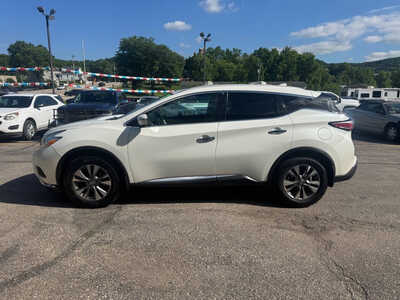 2017 Nissan Murano, $15990. Photo 5