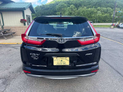 2018 Honda CR-V, $17175. Photo 6