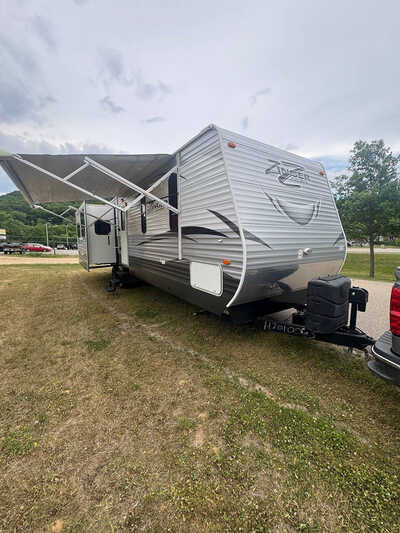 2017 Crossroads Rv Zinger, $16990. Photo 1