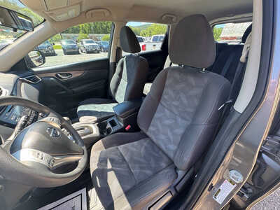 2016 Nissan Rogue, $12990. Photo 12