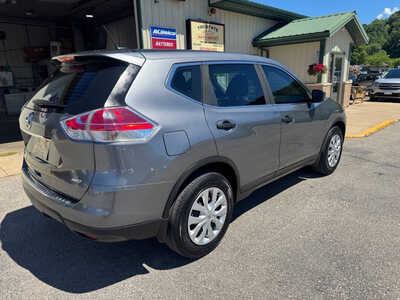 2016 Nissan Rogue, $12990. Photo 8
