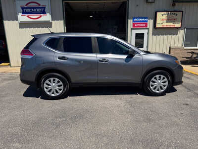 2016 Nissan Rogue, $12990. Photo 9