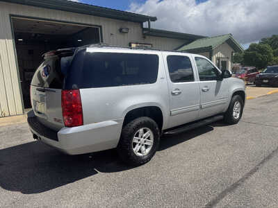 2010 GMC Yukon XL, $6990. Photo 7