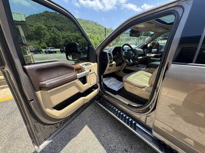 2018 Ford F150 Crew Cab, $28990. Photo 9