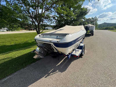 2004 Stingray Boats 195LR, $11990. Photo 4