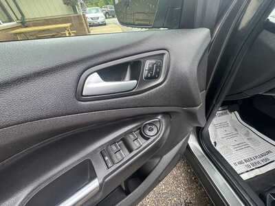 2019 Ford Escape, $12990. Photo 10