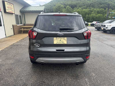 2019 Ford Escape, $12990. Photo 6