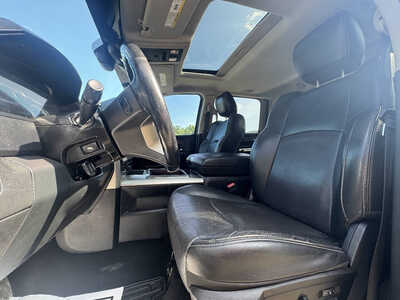 2014 RAM 1500 Crew Cab, $1. Photo 12