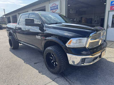 2014 RAM 1500 Crew Cab, $1. Photo 1