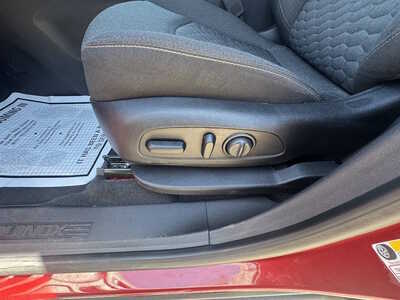 2020 Chevrolet Equinox, $20175. Photo 10