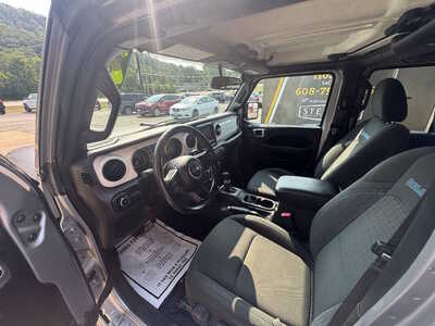 2021 Jeep Wrangler Unlimited, $19175. Photo 12