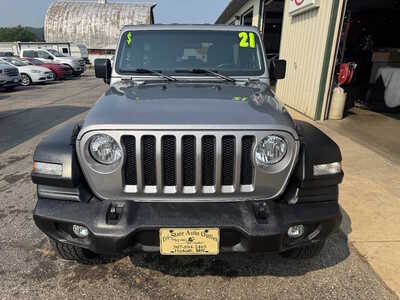 2021 Jeep Wrangler Unlimited, $19175. Photo 2