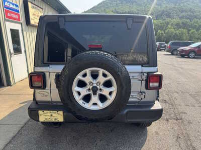 2021 Jeep Wrangler Unlimited, $19175. Photo 6