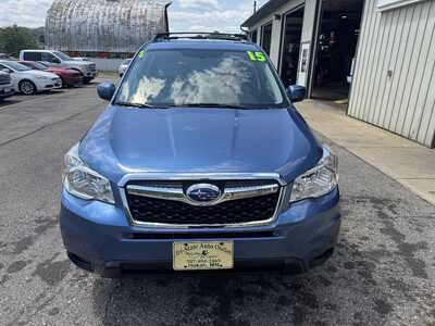 2015 Subaru Forester, $12175. Photo 2