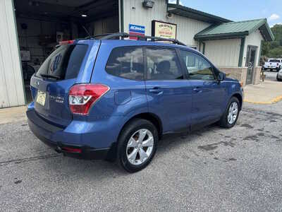 2015 Subaru Forester, $12175. Photo 7