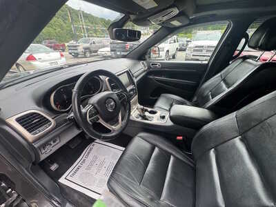 2017 Jeep Grand Cherokee, $14175. Photo 11