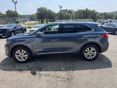 2018 Lincoln MKX, $14175. Photo 4