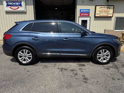 2018 Lincoln MKX, $14175. Photo 8