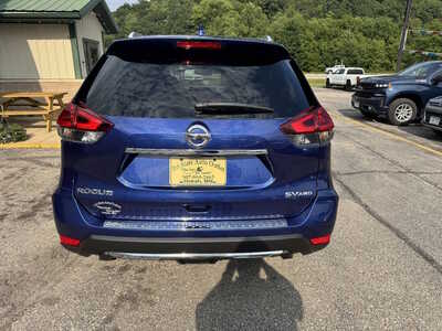 2018 Nissan Rogue, $12175. Photo 6