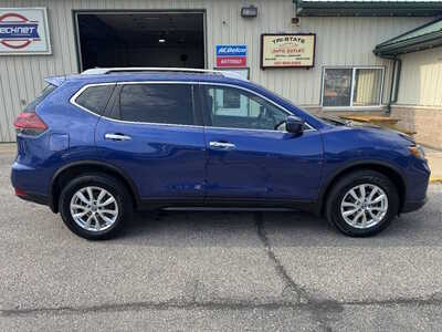 2018 Nissan Rogue, $12175. Photo 8