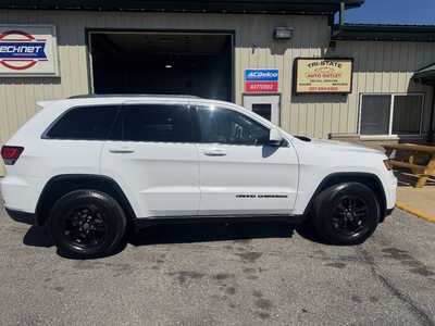 2020 Jeep Grand Cherokee, $16175. Photo 8