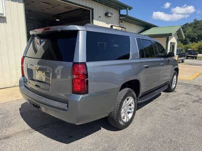 2019 Chevrolet Suburban, $23175. Photo 7