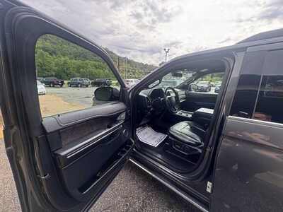 2019 Ford Expedition Max, $23175. Photo 9