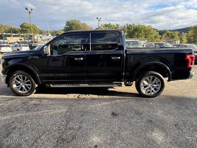 2017 Ford F150 Crew Cab, $25175. Photo 4