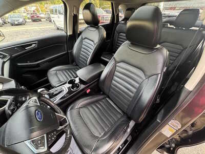 2015 Ford Edge, $11175. Photo 12