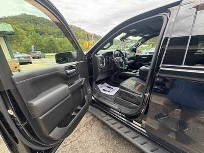 2021 GMC 1500 Crew Cab, $36990. Photo 9
