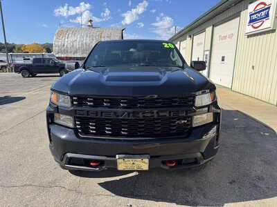 2020 Chevrolet 1500 Crew Cab, $26175. Photo 2