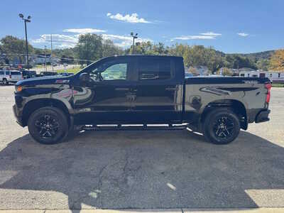 2020 Chevrolet 1500 Crew Cab, $26175. Photo 4