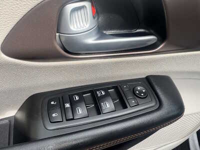 2017 Chrysler Pacifica, $12990. Photo 11