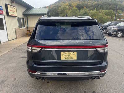 2022 Lincoln Aviator, $29175. Photo 5