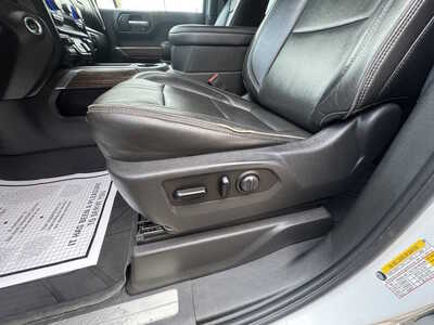 2019 Chevrolet 1500 Crew Cab, $32175. Photo 11