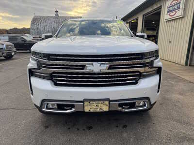 2019 Chevrolet 1500 Crew Cab, $32175. Photo 2