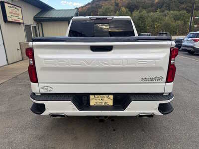 2019 Chevrolet 1500 Crew Cab, $32175. Photo 6