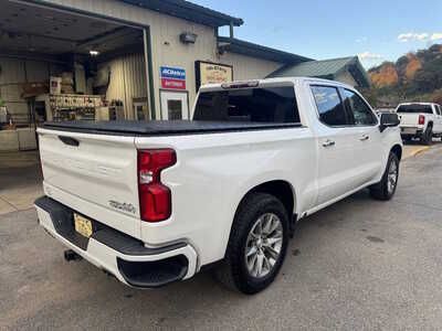 2019 Chevrolet 1500 Crew Cab, $32175. Photo 7