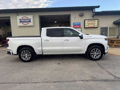 2019 Chevrolet 1500 Crew Cab, $32175. Photo 8