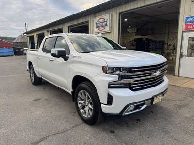 2019 Chevrolet 1500 Crew Cab, $32175. Photo 1