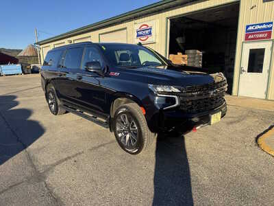 2021 Chevrolet Suburban, $39990. Photo 1
