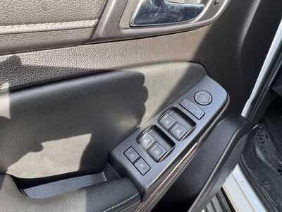 2016 GMC Yukon, $19175. Photo 10