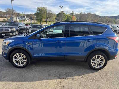 2017 Ford Escape, $11175. Photo 4
